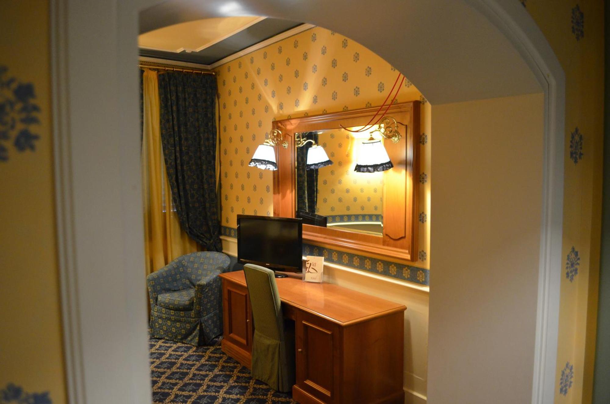 Grand Hotel Nizza Et Suisse Монтекатини Терме Екстериор снимка