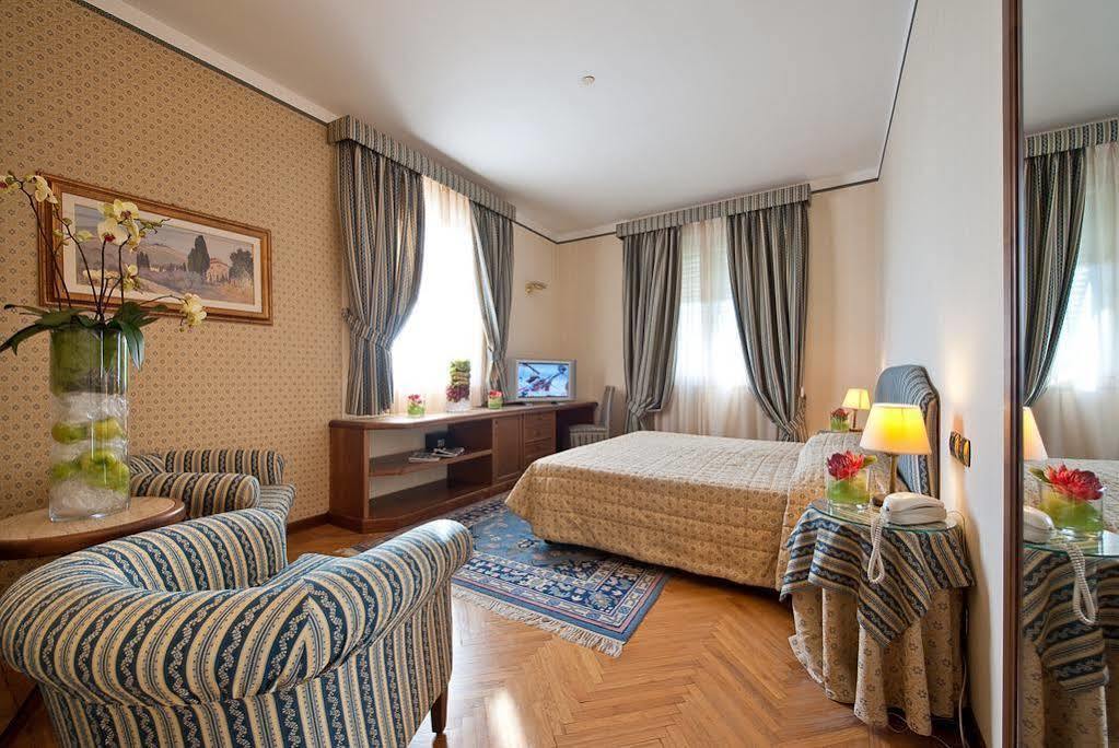 Grand Hotel Nizza Et Suisse Монтекатини Терме Екстериор снимка