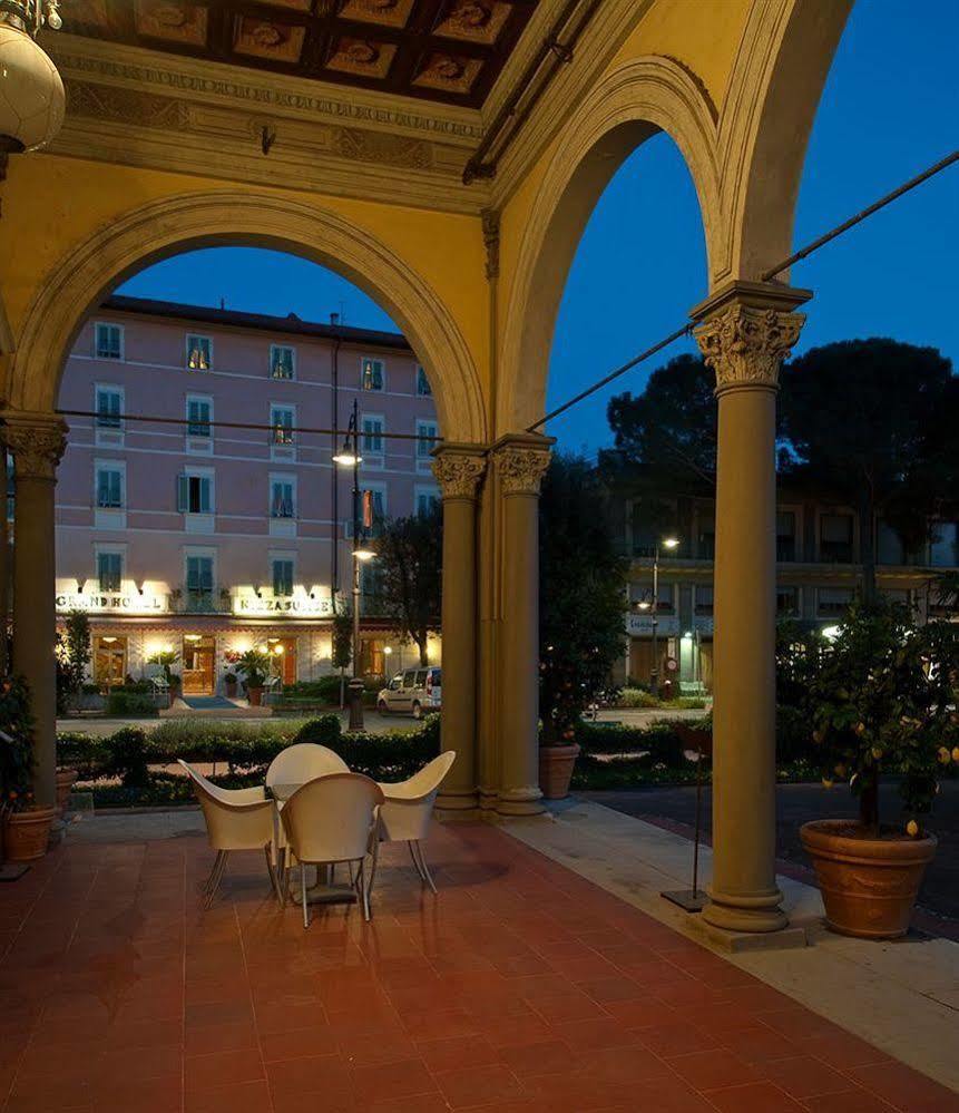 Grand Hotel Nizza Et Suisse Монтекатини Терме Екстериор снимка